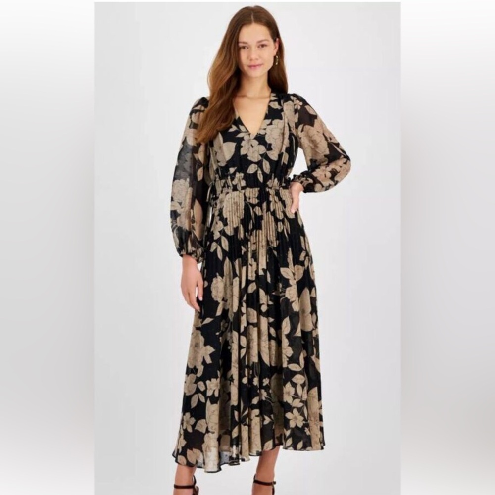Taylor Black and Beige Floral V-Neck Smocked Maxi Dress
